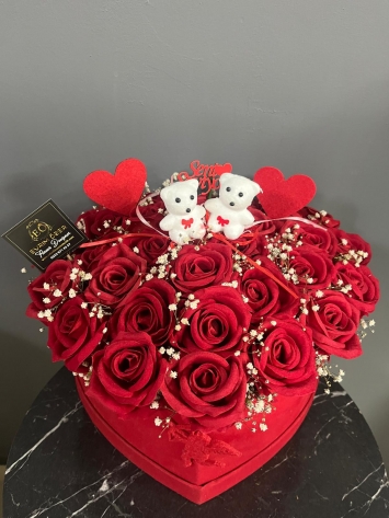 KALP KUTUDA KADIFE GUL