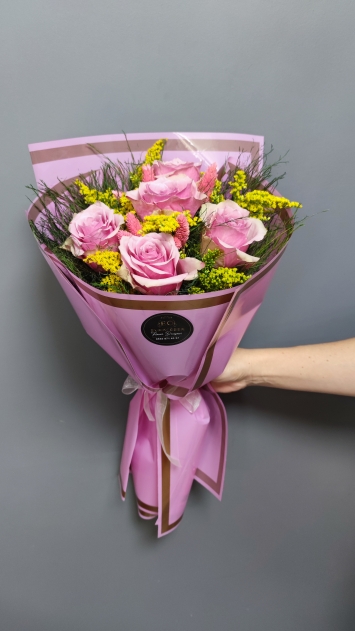 İTHAL 5 Li PEMBE GÜL BUKETİ