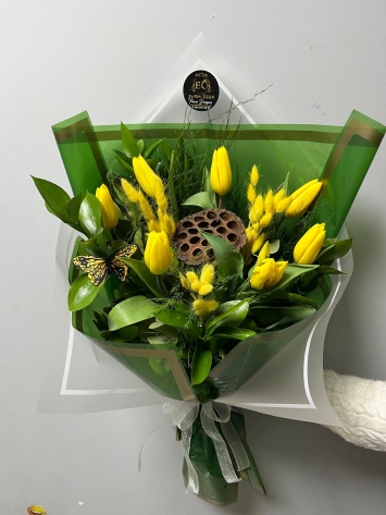 SARI LALE BUKETİ 