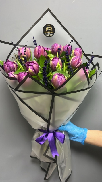 MOR İTHAL LALE BUKETİ 15 ADET