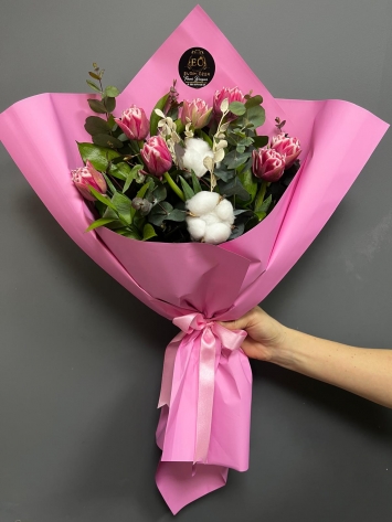 PEMBE LALE BUKETİ 7 Lİ