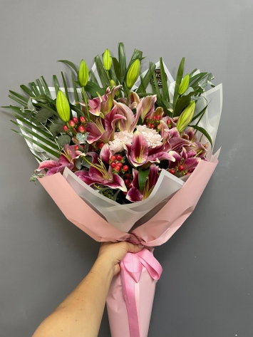 PEMBE İTHAL KAZABLANKA BUKETİ